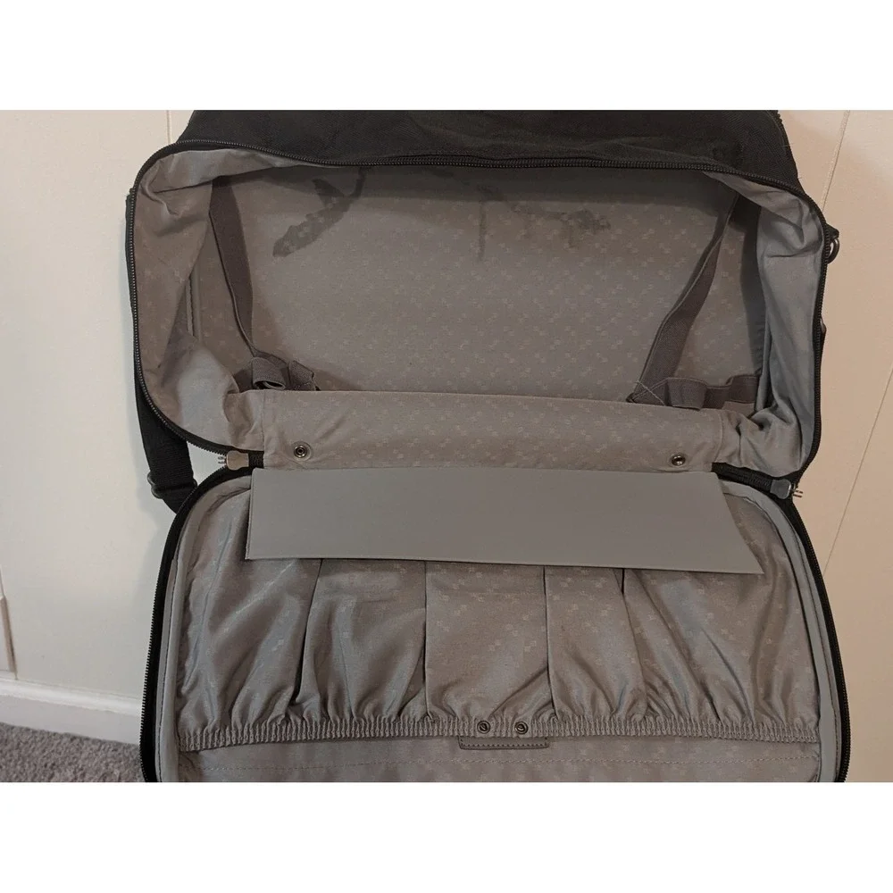 Samsonite Black Ballistic Nylon Many-Compartment Travel Tote Carry-On 18
